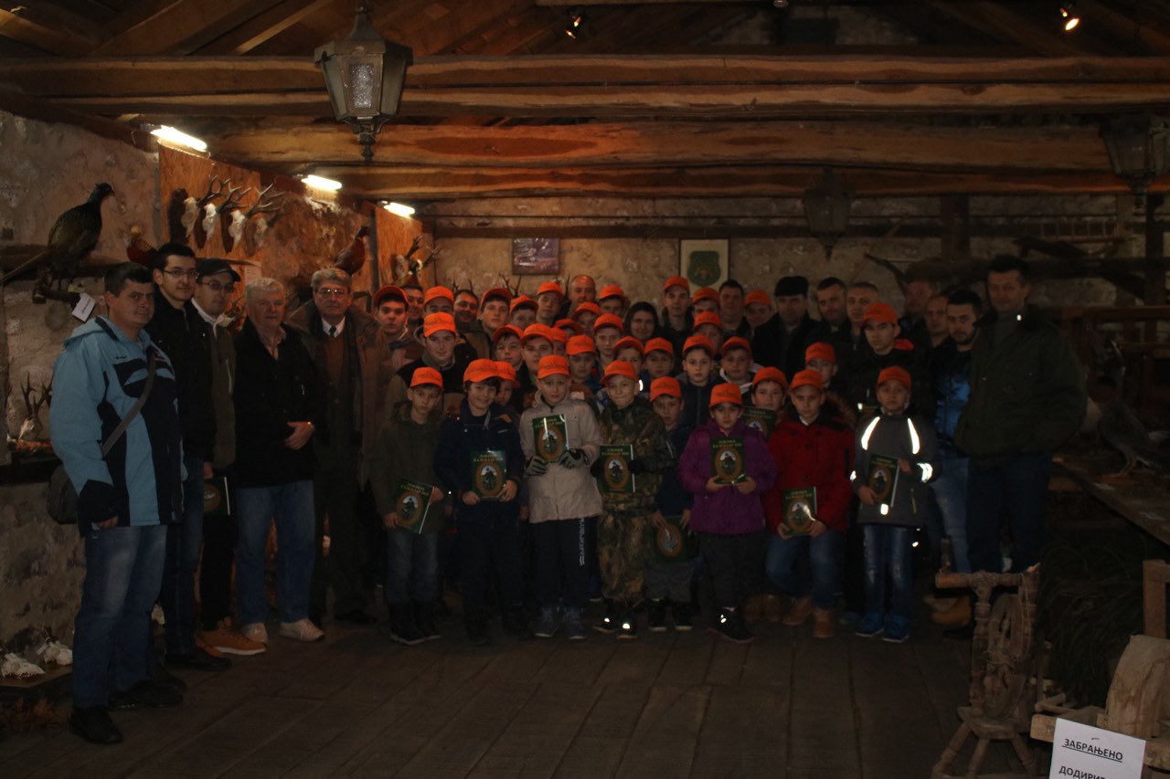 Podmladak na izložbi lovačkih trofeja u Despotovcu, 23.12.2017. godine